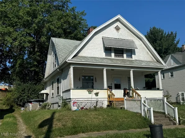 219 Park Ave NW, Canton, OH 44708