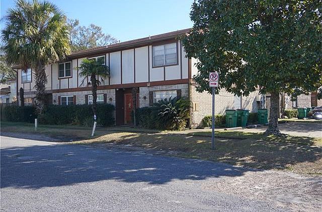1st image of 217 Clearview Pkwy Unit 217-D