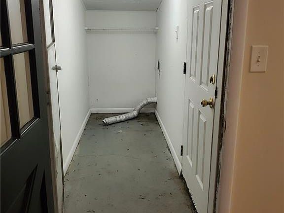 3rd image of 2080 Kings Gate Cir APT C