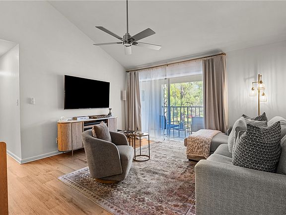 5th image of 601 N Gay St APT E302
