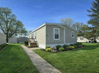 801 Macbeth Cir #207, Lakeville, MN 55044