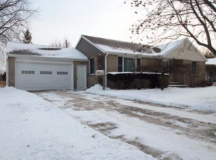 1224 Fremont St, Algoma, WI 54201