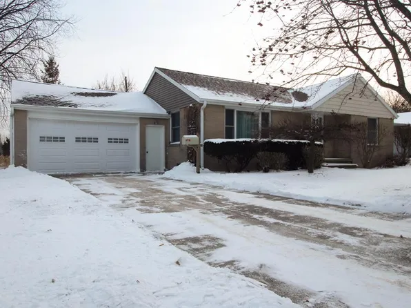 1224 Fremont St, Algoma, WI 54201