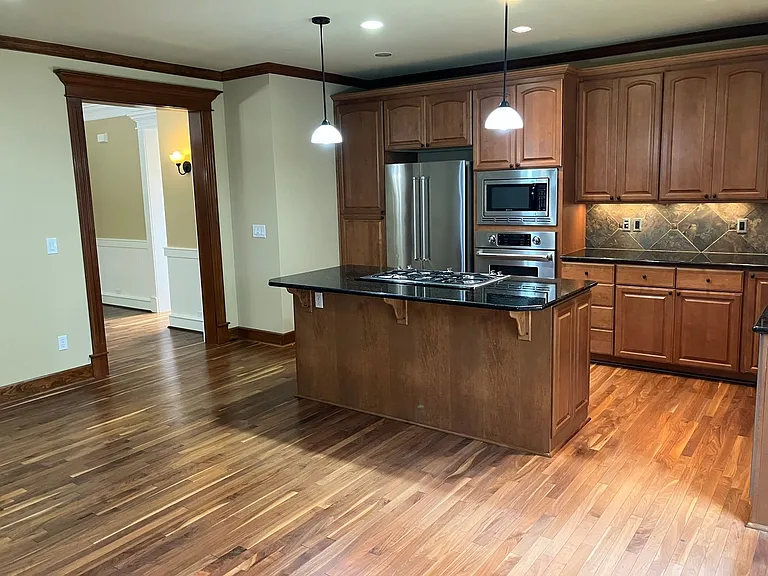 2612 NE Park Dr — Photo 14