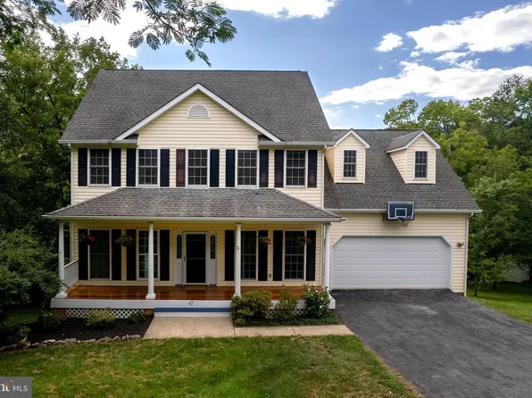 47 Ansley Ct, Inwood, WV 25428