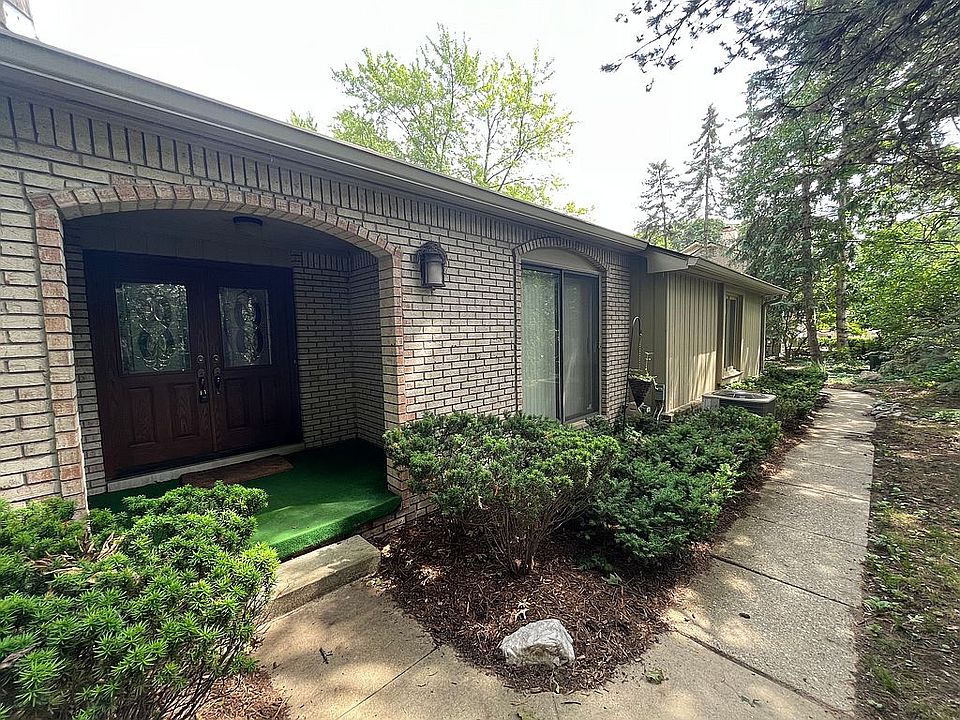 1st image of 1151 Glenpointe Ct