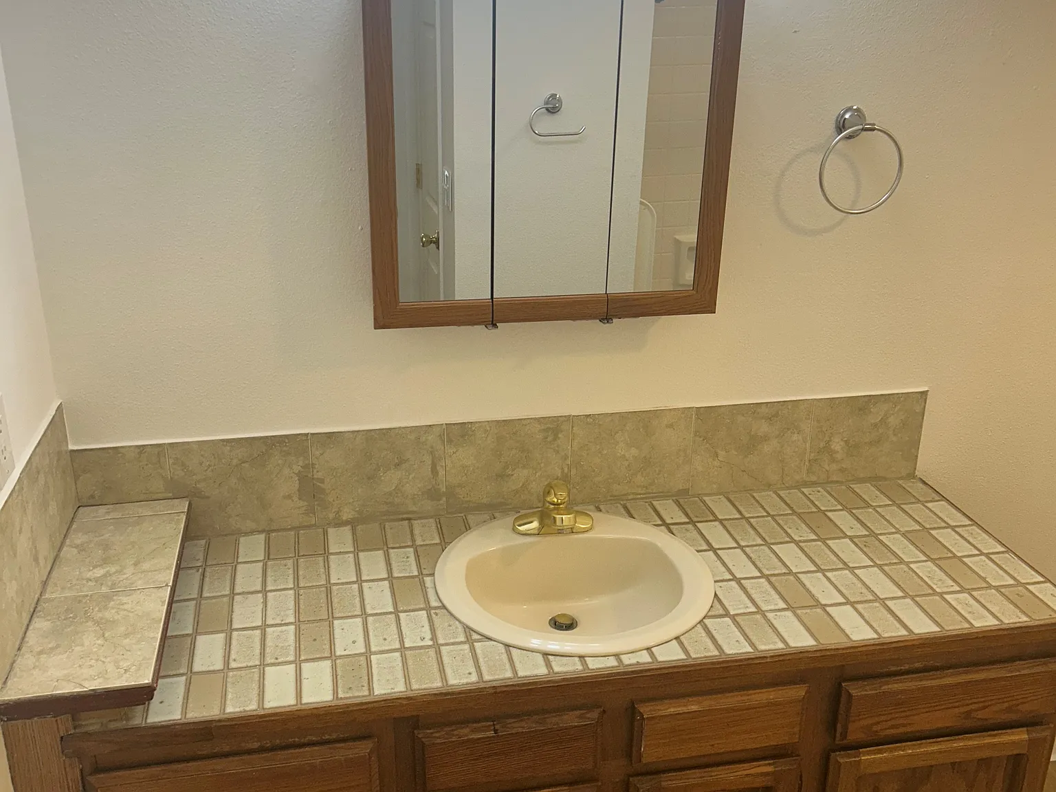 Bridge Creek Apartments — Photo 4