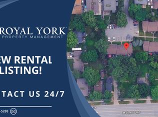 5852 Frontenac St, Niagara Falls, ON L2G3A9