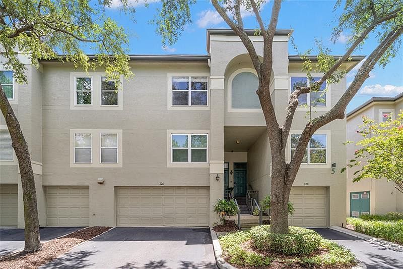 1st image of 726 Seagate Dr #726