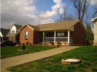 4709 Braves Ln, Louisville, KY 40272