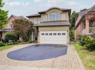 187 Summeridge Dr, Vaughan, ON L4J8T2