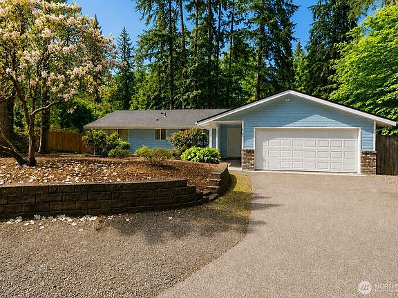 2nd image of 6720 Alder Glen Drive SE