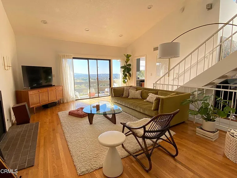 754 Fremont Villas — Photo 3