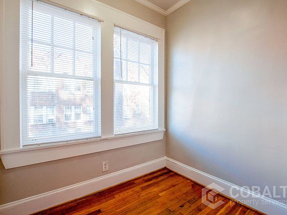 5th image of 674 Somerset Ter NE APT 10