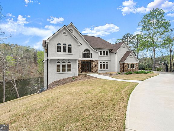 2nd image of 845 Cold Harbor Dr