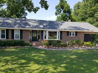 2076 Bolling Rd, Roanoke Rapids, NC 27870