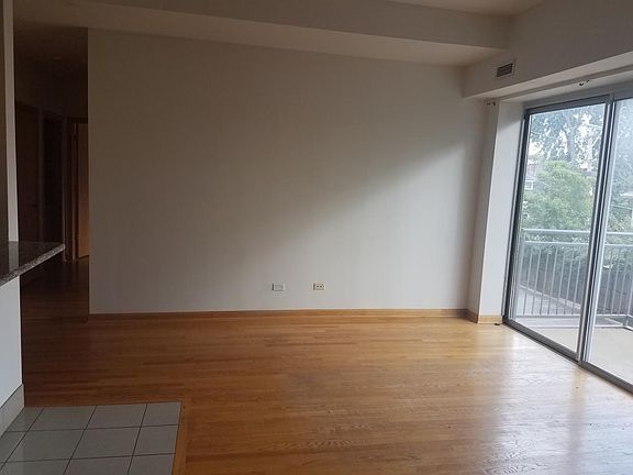 4th image of 4725 W Lawrence Ave Unit 204