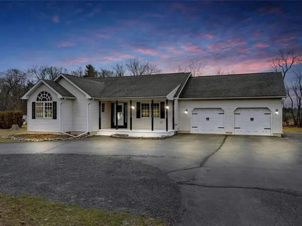 152 Leisure Ln, Effort, PA 18330