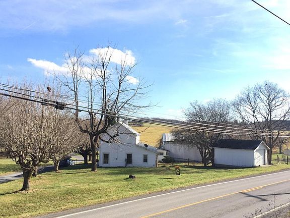 2nd image of 132 Wilson Cir