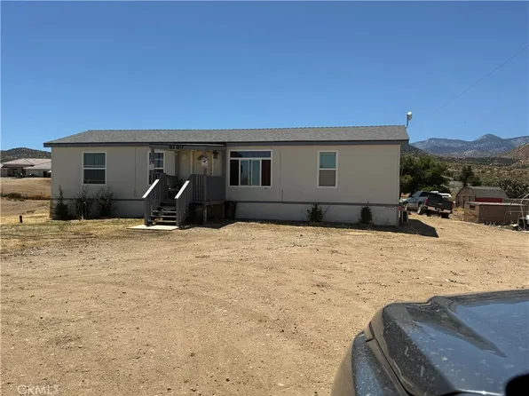 8180 Ailanthus St, Phelan, CA 92371