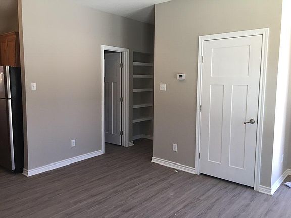 Built in Shelving for Style & Convenience!