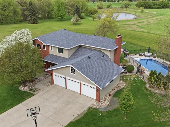 3500 Riverview Cir S, Moorhead, MN 56560