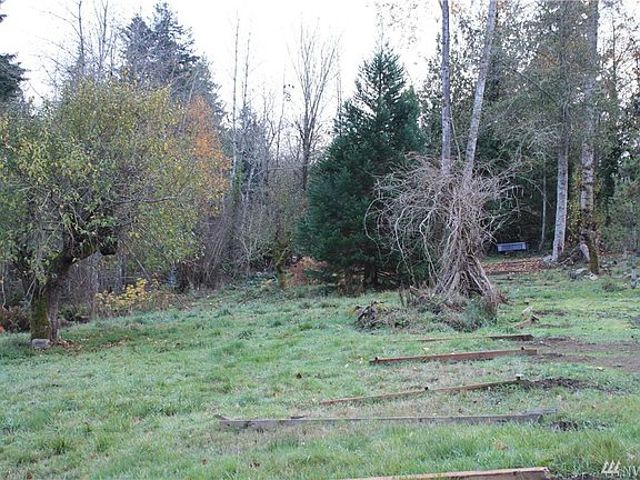 5th image of 8174 SE Southworth Dr