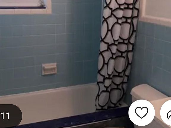 3rd image of 702 Park Dr #1