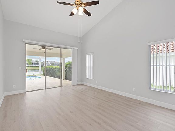 2nd image of 877 Belville Blvd