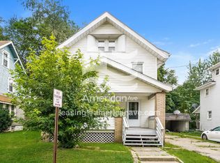 128 Hollinger Ave, Akron, OH 44302