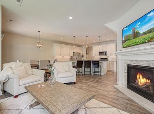 732 Maggie Way, Chanhassen, MN 55317