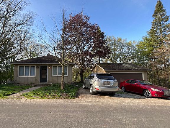 2nd image of W5439 Wandawega Dr
