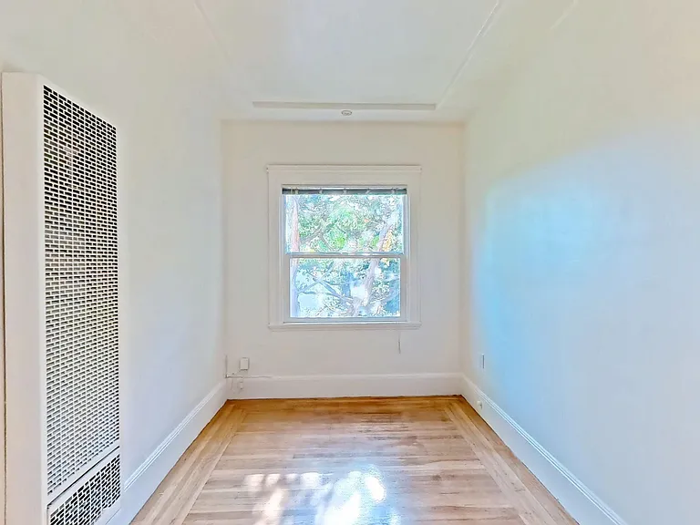 2924 Florence St #C — Photo 8