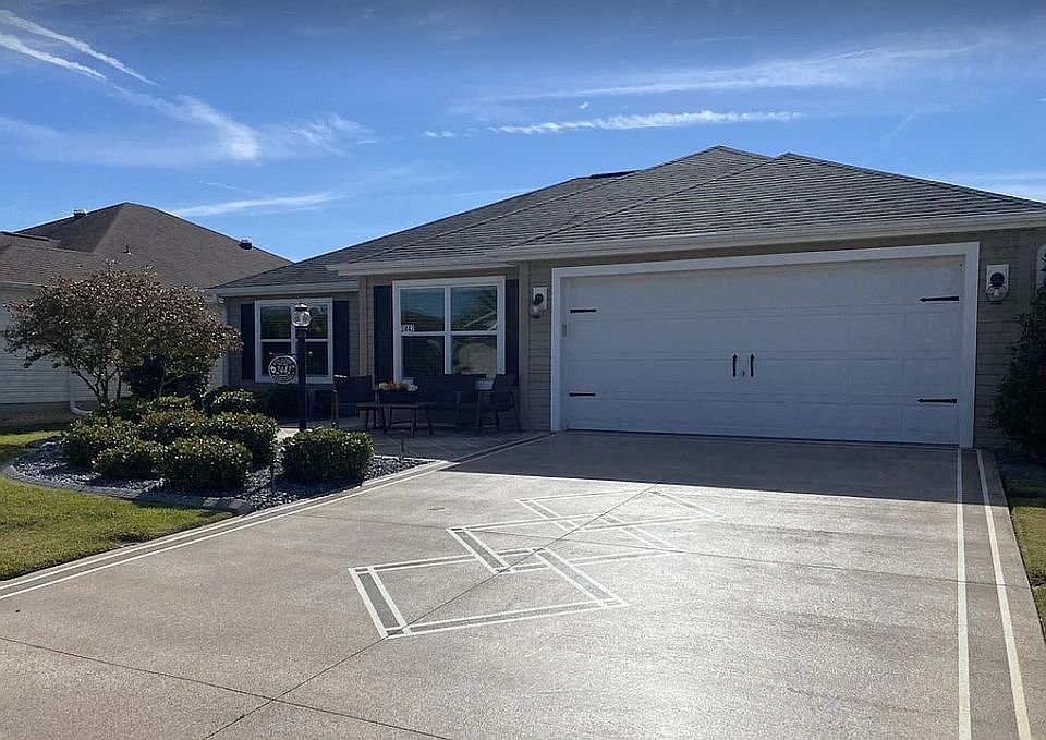 1st image of 2442 McLin Ln
