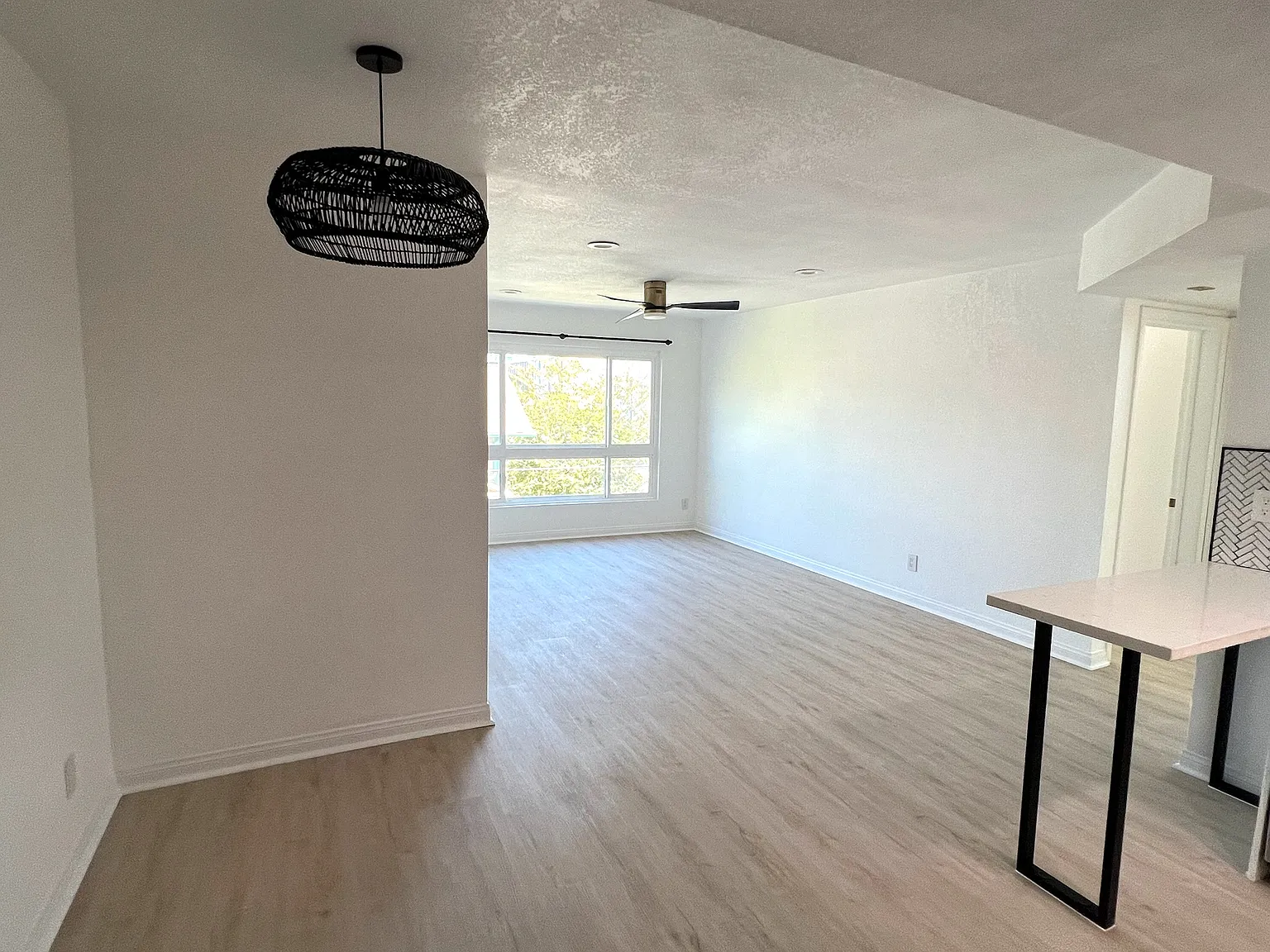 2825 3rd Ave — Photo 3