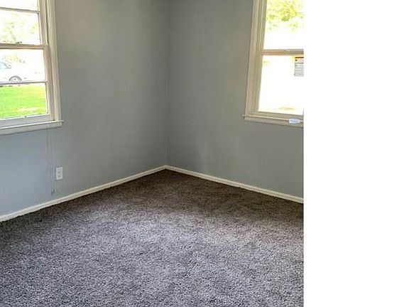 5th image of 3340 E Tuskegee Cir