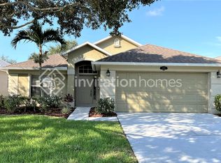 2563 Glasbern Cir, West Melbourne, FL 32904