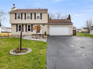 8112 Circuit Rider Path, Cicero, NY 13039