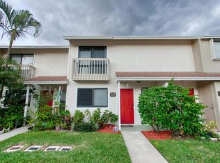 3804 Inlet Cir, Greenacres, FL 33463