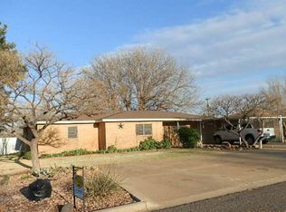 406 SW 17th St, Seminole, TX 79360