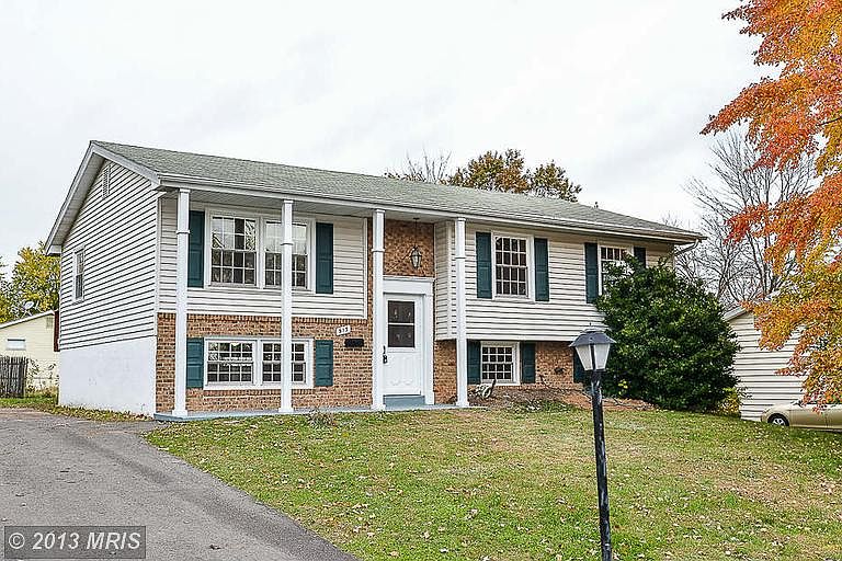 1st image of 513 N Sterling Blvd