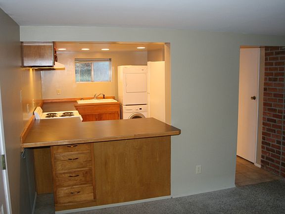 3rd image of 7327 25th Ave NW #B