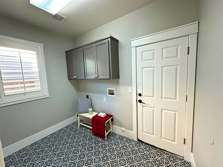 2610 Shofield Ct — Photo 19
