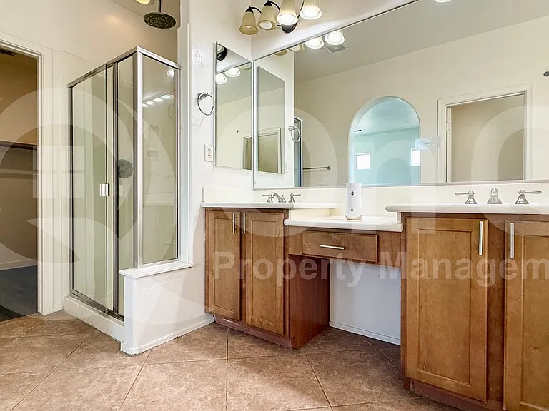 1195 E Gail Dr — Photo 21