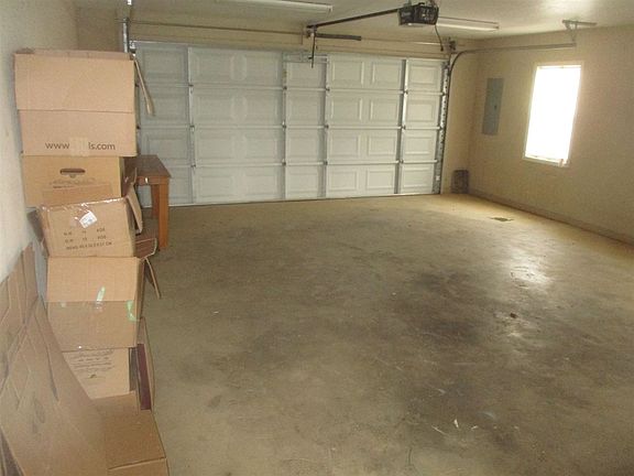 3rd image of 2338 Millsfield Hwy