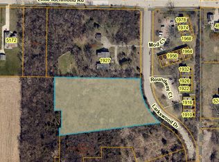 Larkswood Dr, Dayton, OH 45417