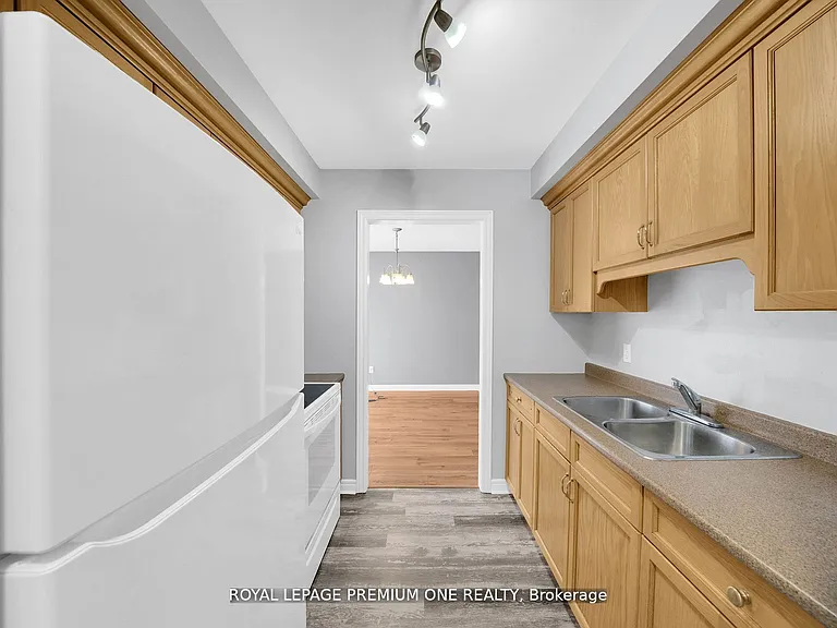 269 Berry St — Photo 14
