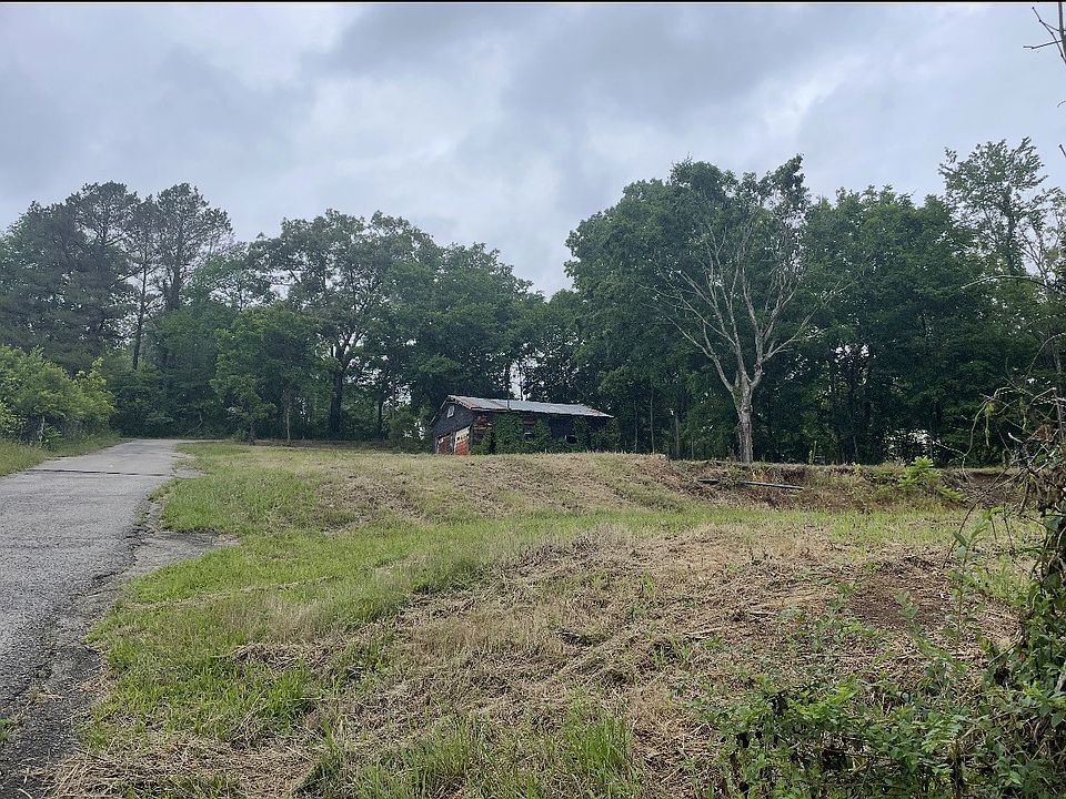 1st image of 1586 River Rd