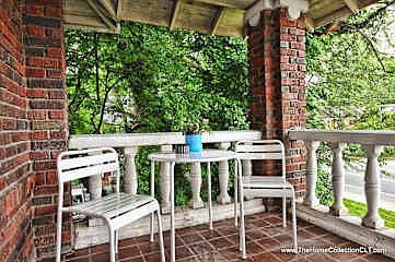 536 Hawthorne Ln — Photo 32