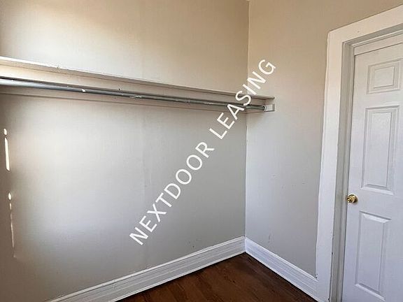 4th image of 76 Pearsall Ave #2M